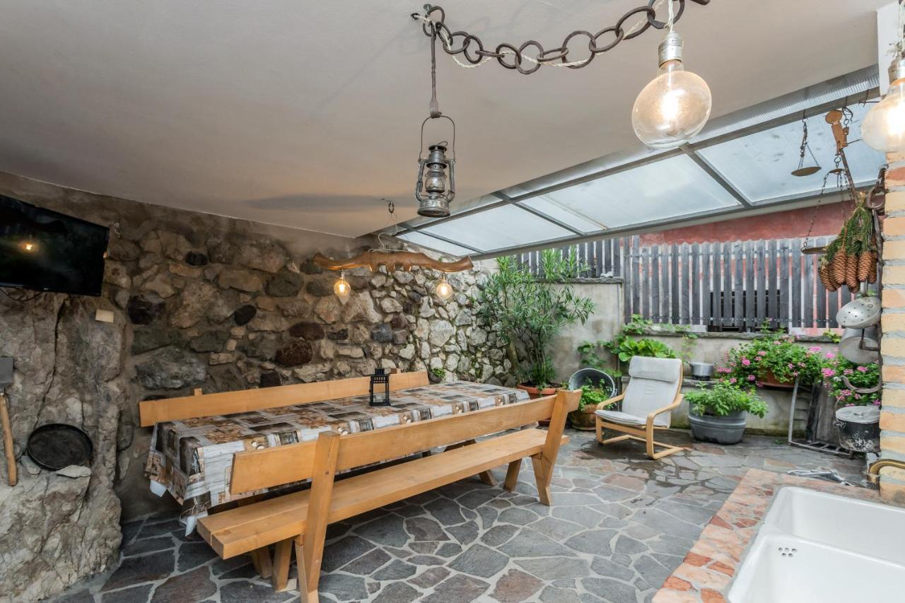Agritur E-Cinque Villa Salorno Kültér fotó